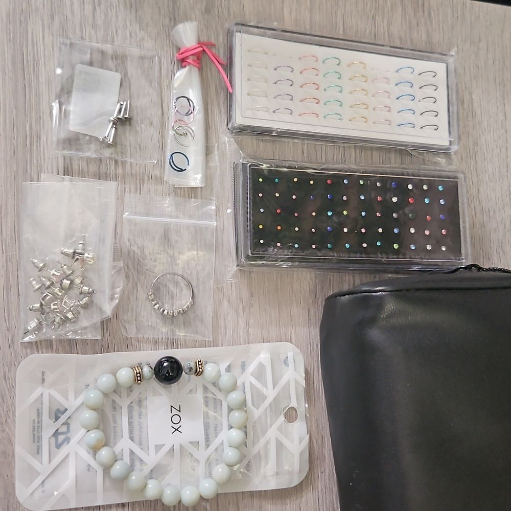 Jewelry Bundle w Black Carry Bag 90+ Piece lot labret nose ring earring bracelet